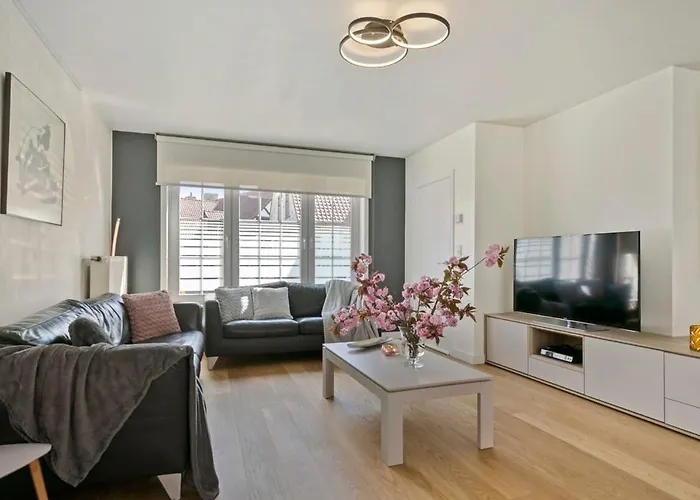 Casiola - Summer-House With Sunny Garden Nearby Beach
